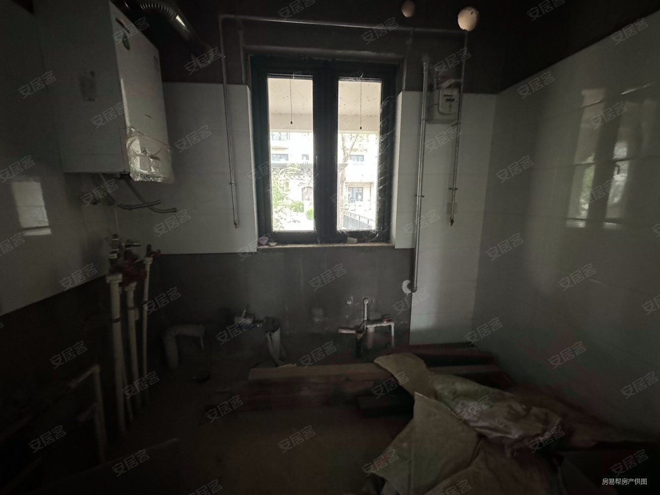 大运河孔雀城轩园七期(别墅)4室2厅4卫223㎡南北180万