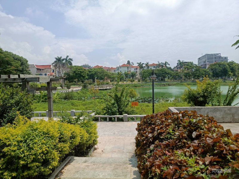 适合高素质群体安静,银湖花园二手房,298万,4室2厅,3卫,192平米-厦门