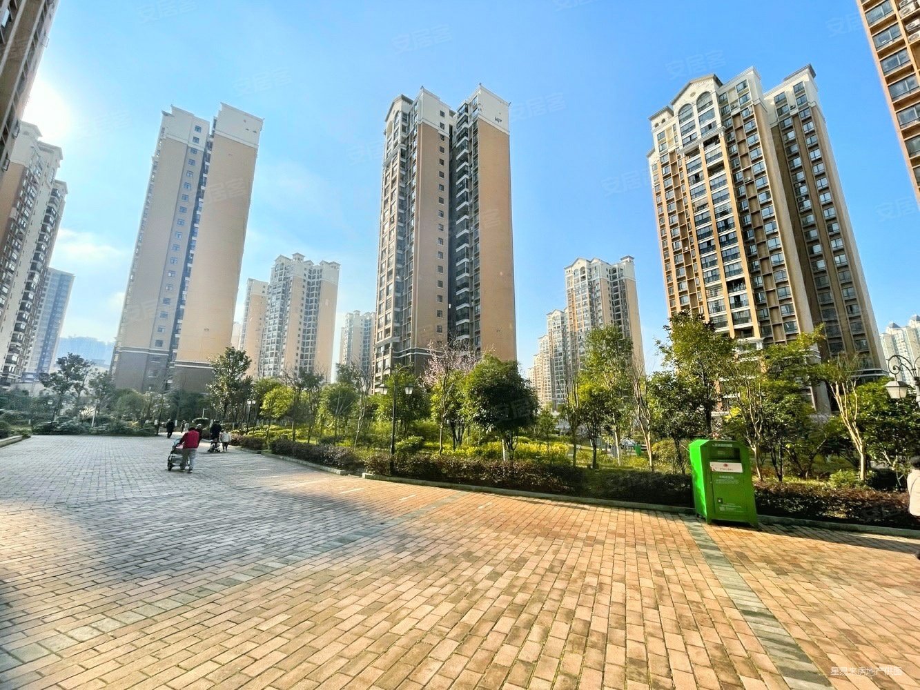 米兰春天小高层温馨小三房出售全新装修未入住正常首付