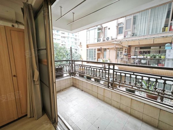 广州天河棠下骏景花园5号线车陂南站 骏景花园次卧 三七互娱 软件园