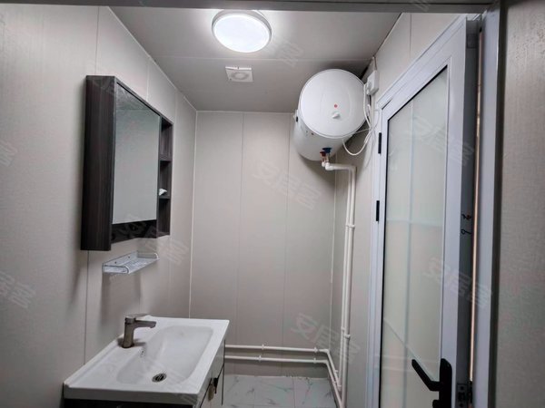 情侣温馨小屋齐鲁医院大明湖经四万达大观园大明湖恒隆广场