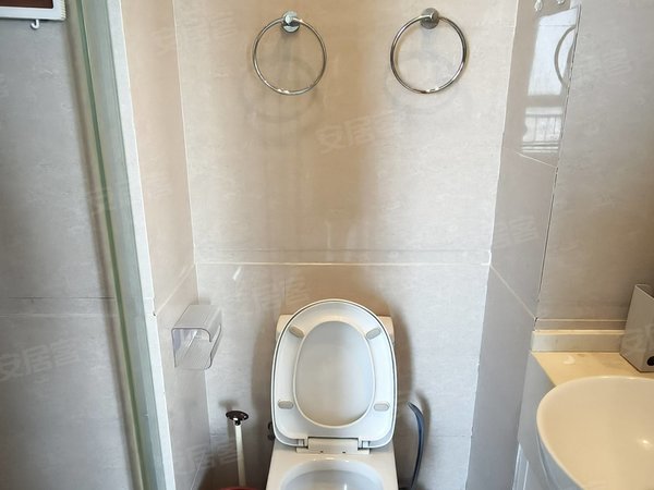 金华金东多湖万达广场万达广场精装两室，办工工作室，居住，交通便利，周边配套齐全出租房源真实图片