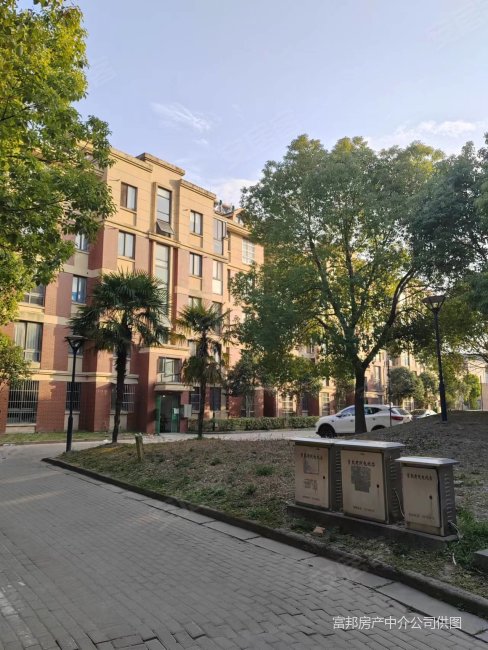 单价算一下,性价比之高 大两房,亲水湾花园二手房,54万,2室2厅,1卫