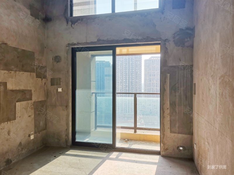 双碑渝富滨江首岸三房138万