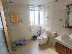 南阳新野新野城区急租 鑫汇颐景苑 精装修三房 拎包入住 图片和现场一样有钥匙出租房源真实图片