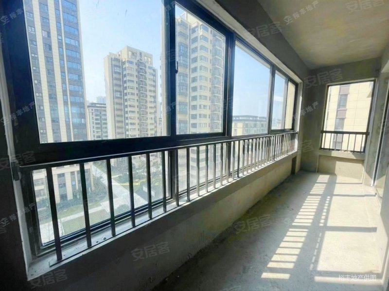 琥珀御宾府纯人车分离有电梯次新小区近地铁双卫