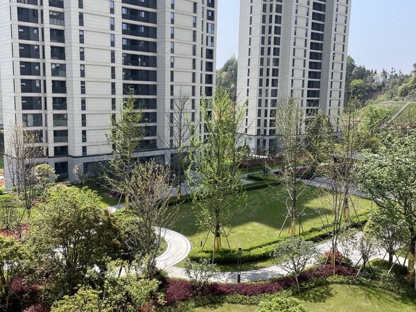 杭州临安临安城区花漫里(临安)花漫里3室2厅2卫精装修拎包入住出租