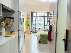 上海闵行吴泾15号线地铁口近交大紫竹华师大 民用水电带阳台环境好出租房源真实图片