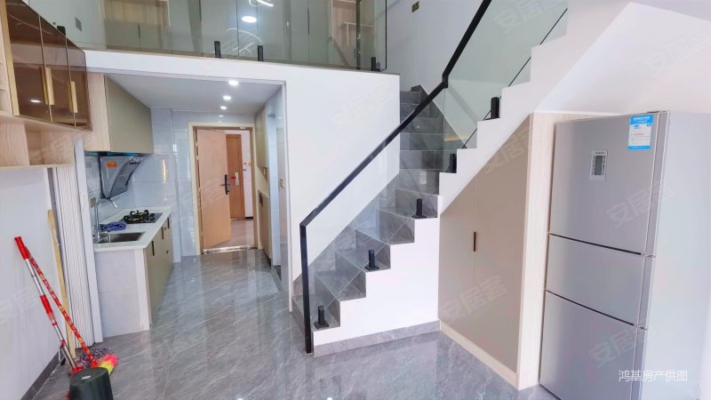 包过户,拎包入住,相当实惠的一套房