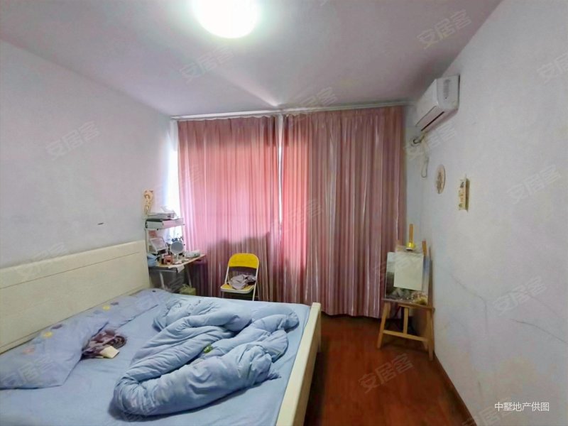 金大地翡翠公馆 南北通透 临地铁 刚需小三居 购物方便