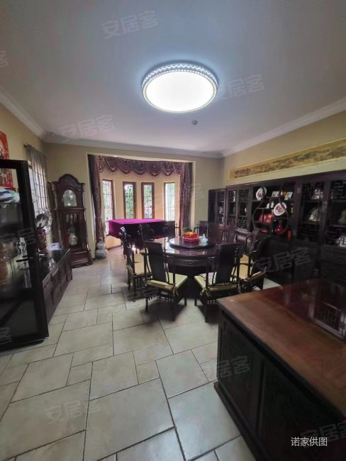 南北通透 临地铁,玛歌庄园二手房,755万,4室2厅,3卫,377平米-天津安居