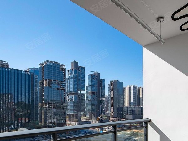 深圳南山西丽天悦南湾留仙洞总部基地旁,精装三房出租.