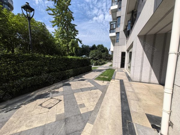 杭州西湖转塘朗郡庭园(公寓住宅)新上,朗郡,超大一室,独立厨房卫生间