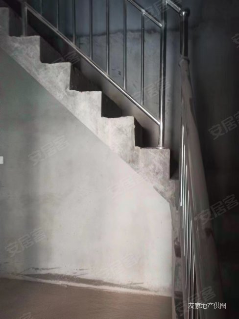 天诚蔷薇公馆二手房,256万,4室2厅,3卫,150平米-西安安居客