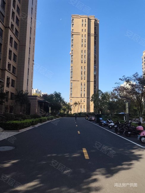 华府晶园 交通便捷 南北通透 双卫格局 有电梯 高楼层