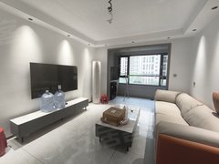 徐州鼓楼鼓楼周边港利上城国际 三环旁苏宁悦城对面 万科商圈附近 精装3室 急出租房源真实图片