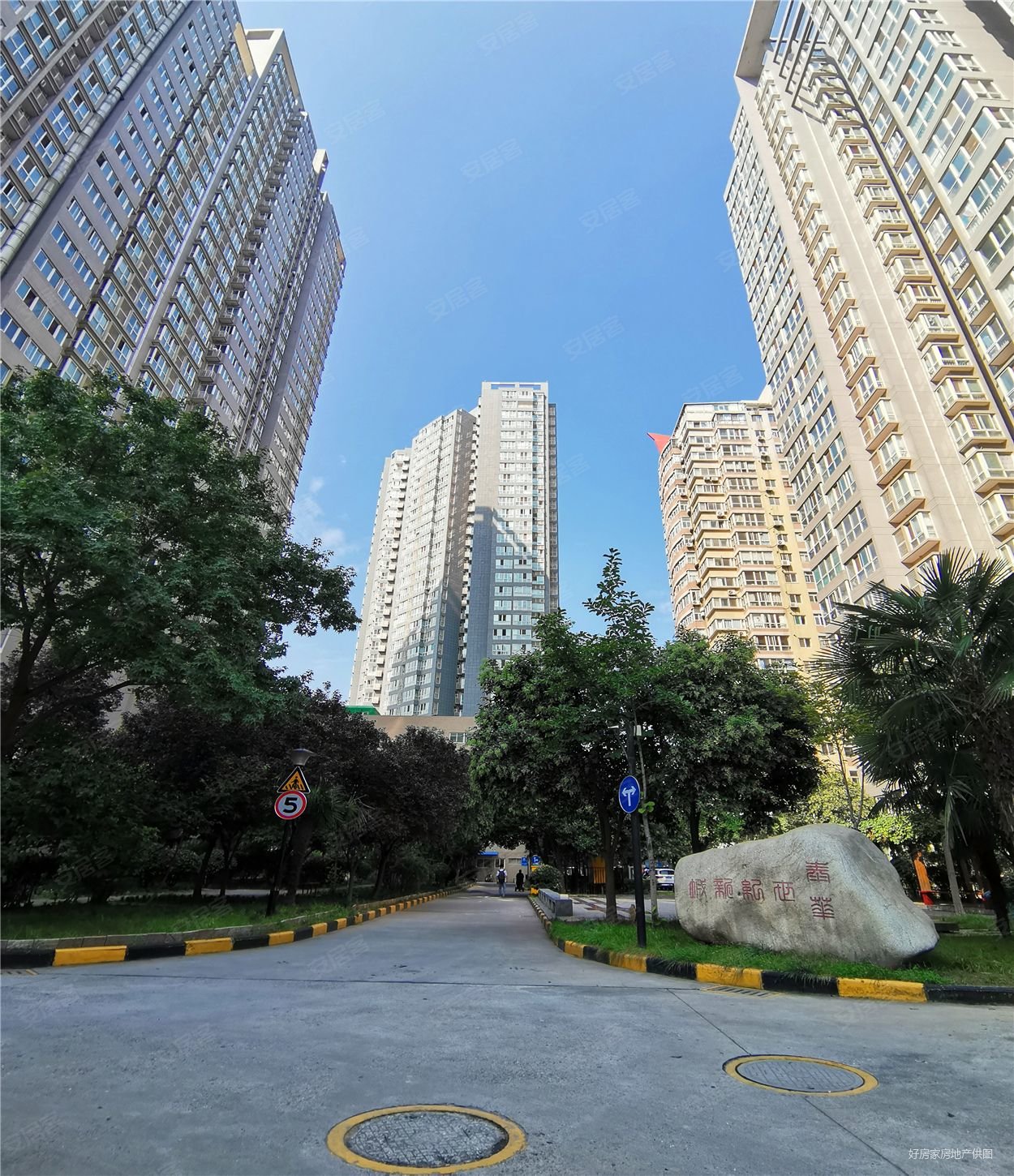 泰华世纪新城3室2厅1卫101.18㎡南北159万