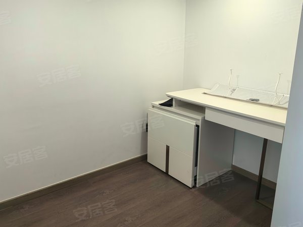 深圳光明公明时间谷创意大厦钟表基地3房出租 家私齐全环境优美 尖岗湖旁 随时看房出租房源真实图片
