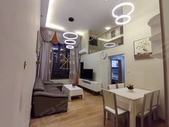 深圳龙岗龙岗中心城年底免押急租领包入住复式大3房双阳台通燃气，精美装修随时看房出租房源真实图片