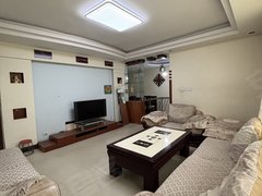 曲靖麒麟万达广场冶金小区附近翠园三室出租,带家具家电,拎包入住出租房源真实图片