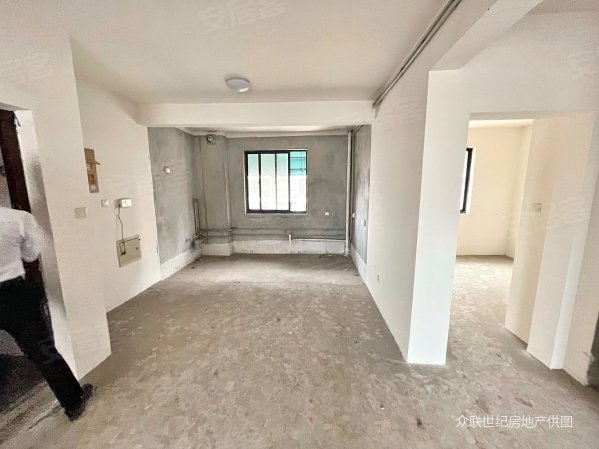 中和家园3室2厅2卫139.54㎡南北127万