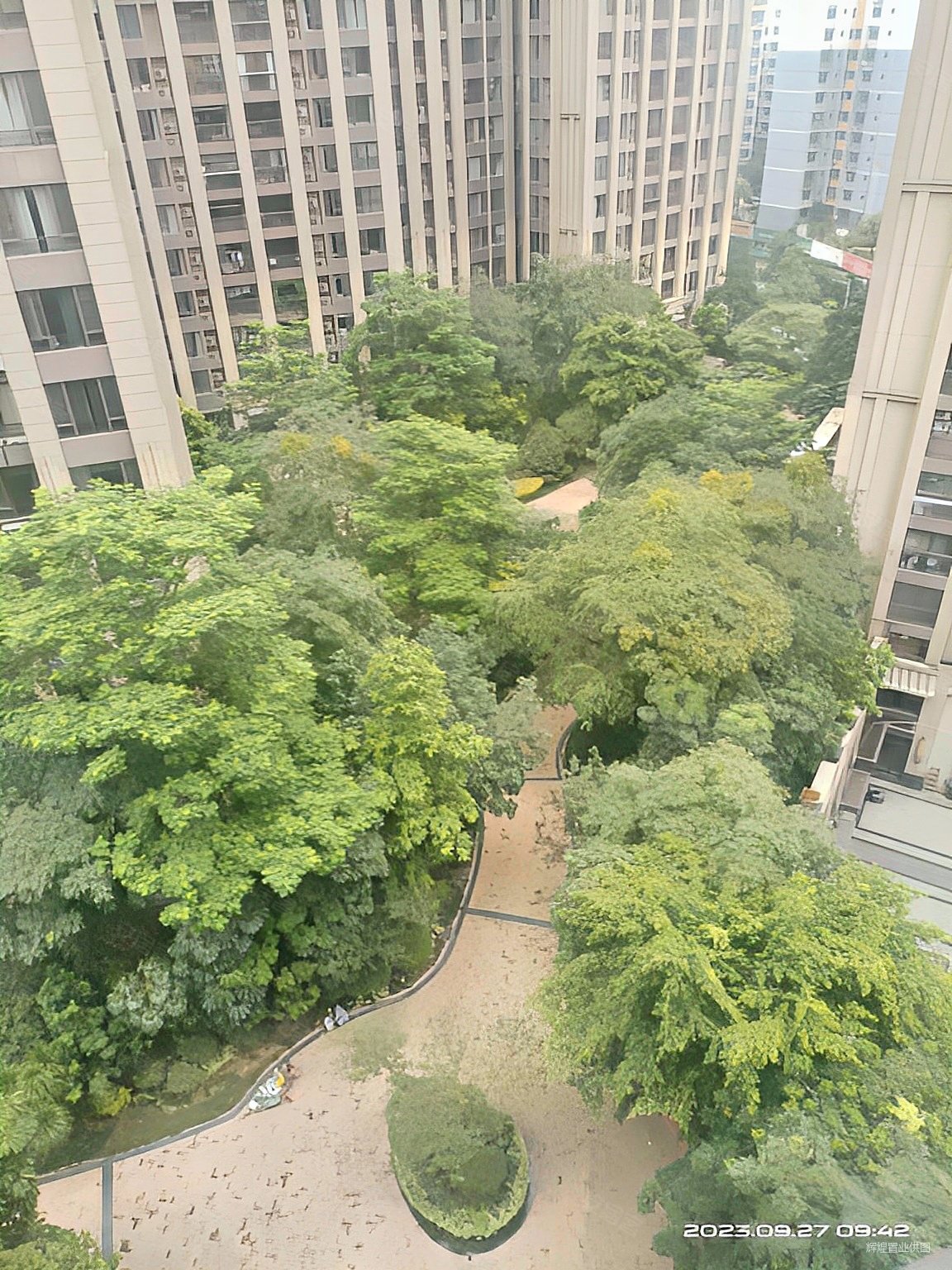 美泉1612两房90万精装修没有欠款安静位置好