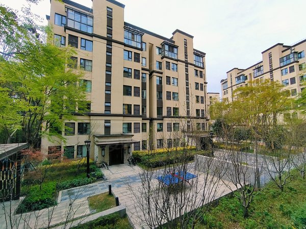 重庆渝北照母山万科御澜山整租!照母山 豪装三室小洋房!