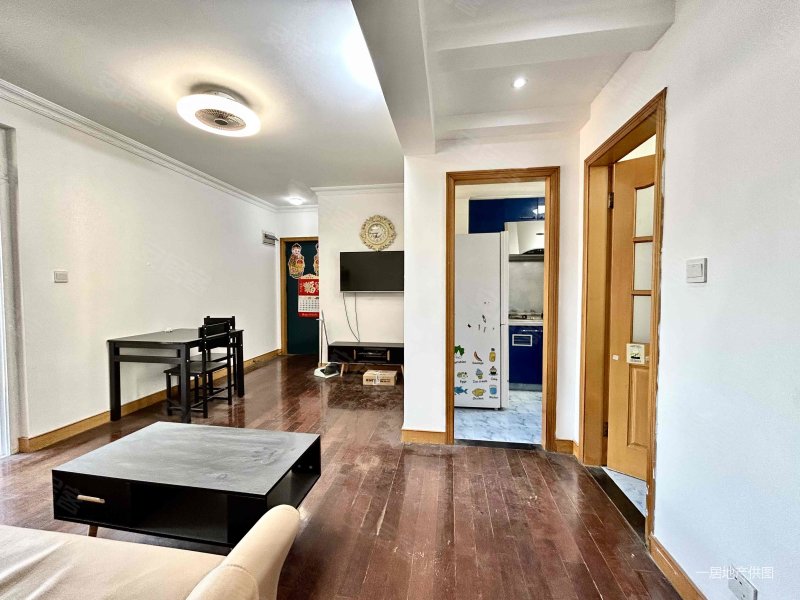 房东急售 新上急抛全南大两房 动迁房满五少税 性价比嘎嘎高,世和园