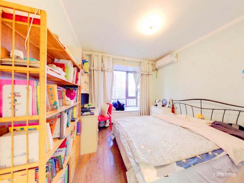 高新三小三初 板式小高层 精装三居室 诚心出售