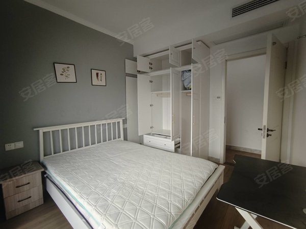 金华东阳横店绿城桂语江南绿城,精装修三房,出租,双阳台,三开间朝南出租房源真实图片
