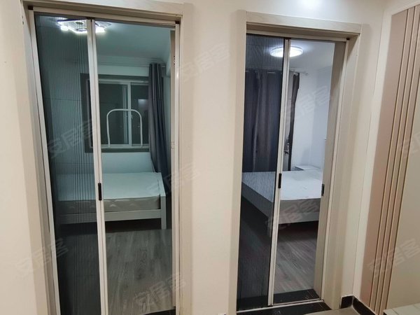 上海浦东惠南民乐城鸿飞苑西苑双卧朝南南 电梯高层 16号线地铁直达