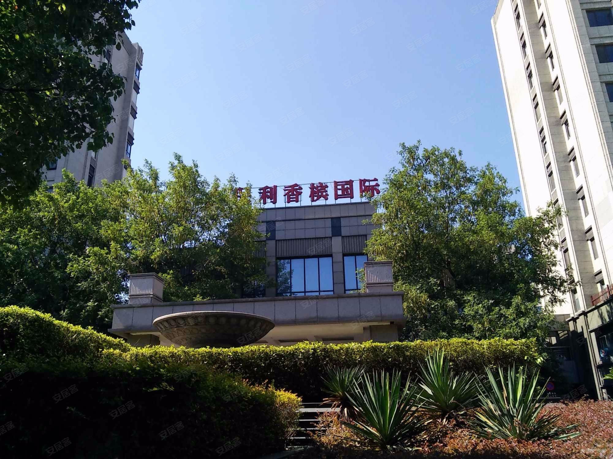 无锡房产网>无锡二手房>滨湖二手房>太湖二手房>保利香槟国际>