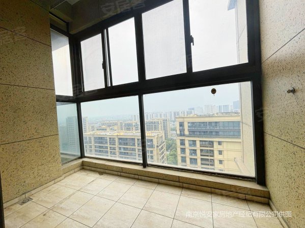 翠屏诚园(北区) 密度低 高楼层视野无遮挡 大两房 临地铁