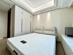 台州椒江白云宝龙华府5200一个月包车位包物业宝龙广场江南墅中梁府青悦城出租房源真实图片