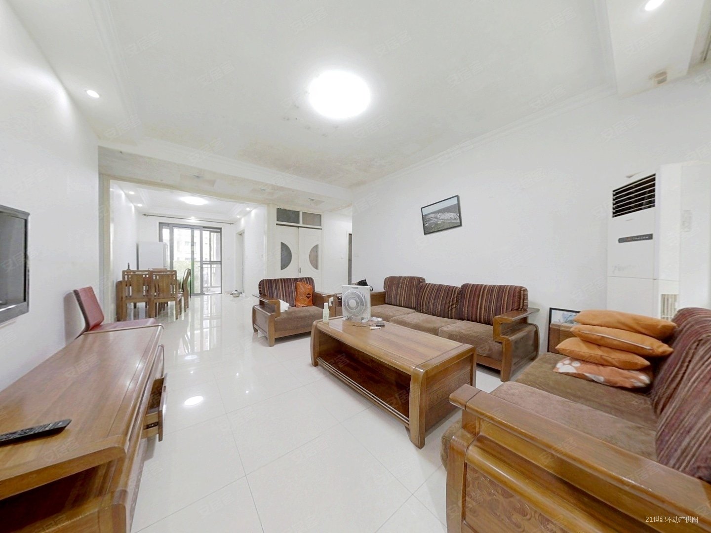 新上!业主移民处理海外置产!降价急售! 的来!南北通透,怡佳公寓二手房