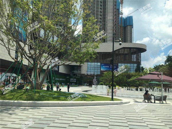 坪地中学对面沃尔玛旁万家超市楼上丁山河畔花园三房空房出租,龙岗