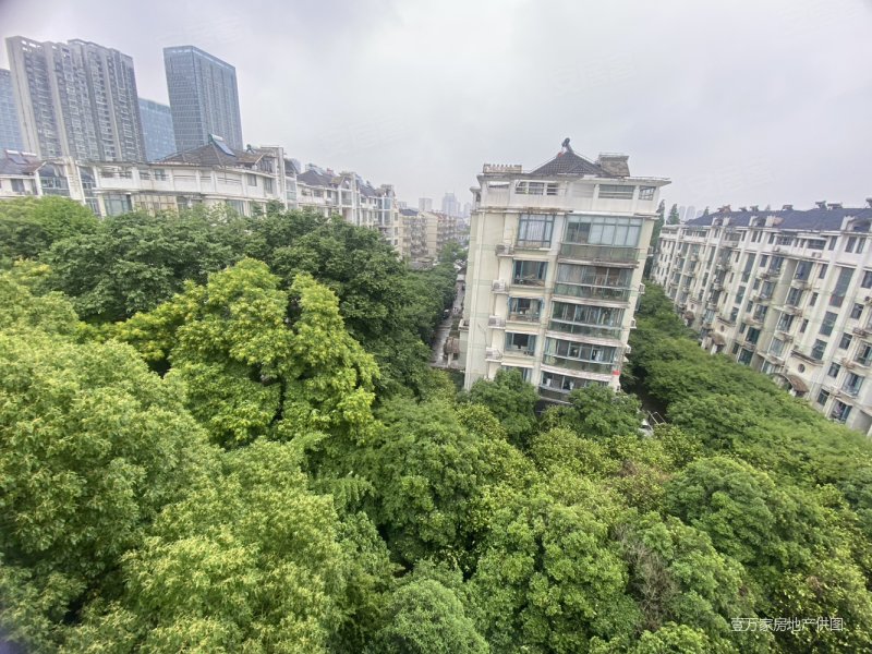 四房高楼层南北通透双阳台拎包入住,九方城天玺二手房,340万,4室2厅,2