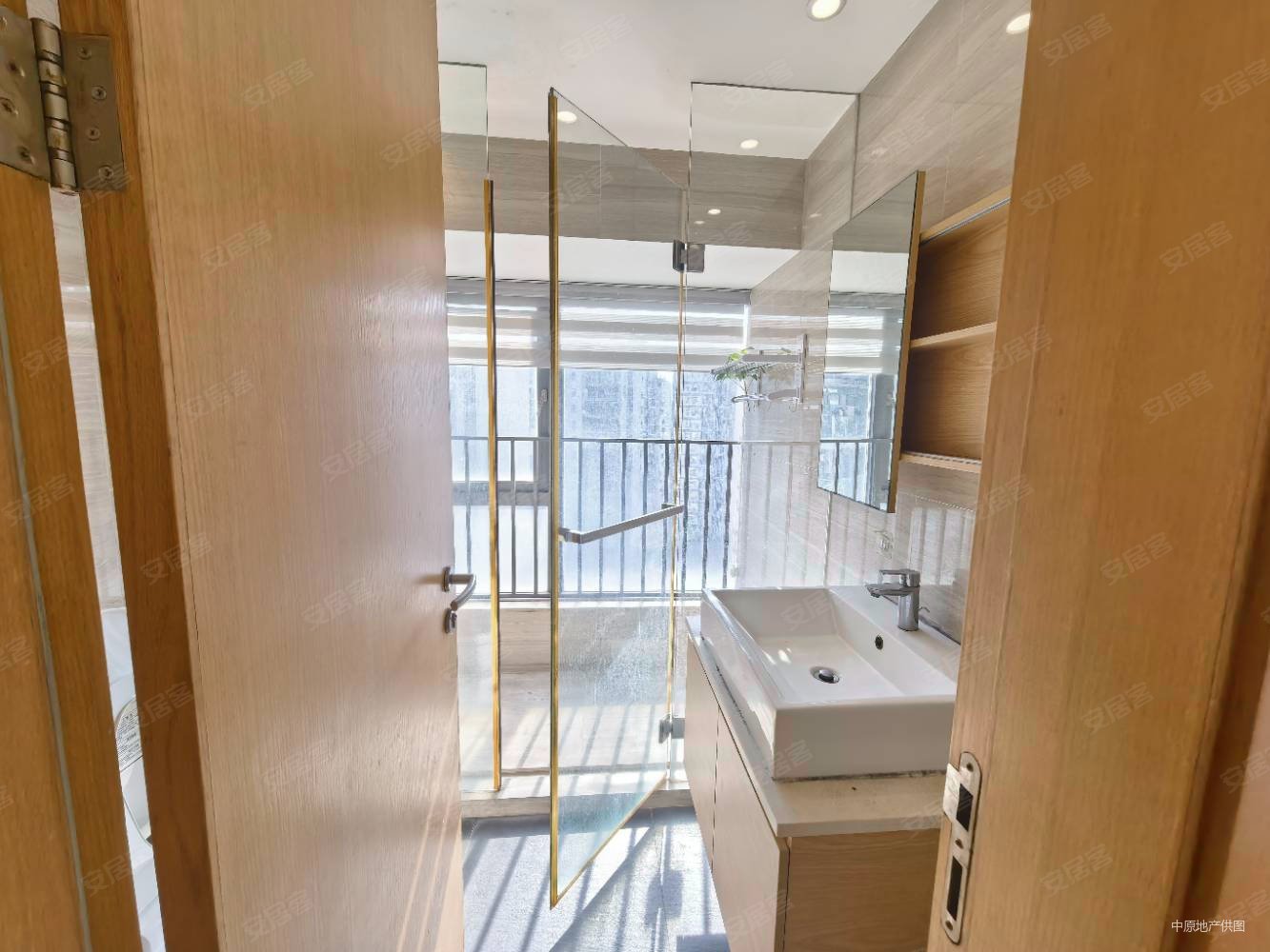 十五峯花园3室2厅2卫87.29㎡南760万