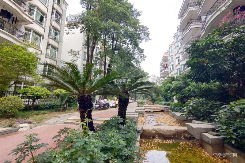 祈福新村d区中层南向三房保养新上学方便