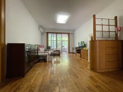 深圳福田华强北距离深外200米!陪读推荐! 精装3房2厅 业主急租出租房源真实图片