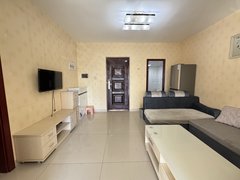 昆明西山棕树营云大医院地铁旁保利中心精装两室干净清爽可拎包入住看房方便出租房源真实图片