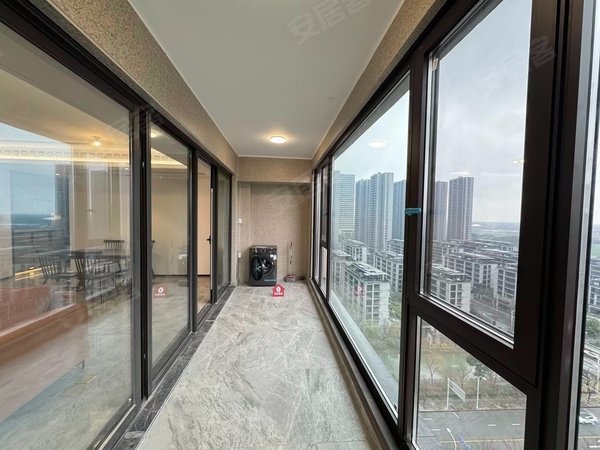 真实在租 和玺精装四房 紧靠海岸城 金融街 配置齐全,滨湖租房-无锡58