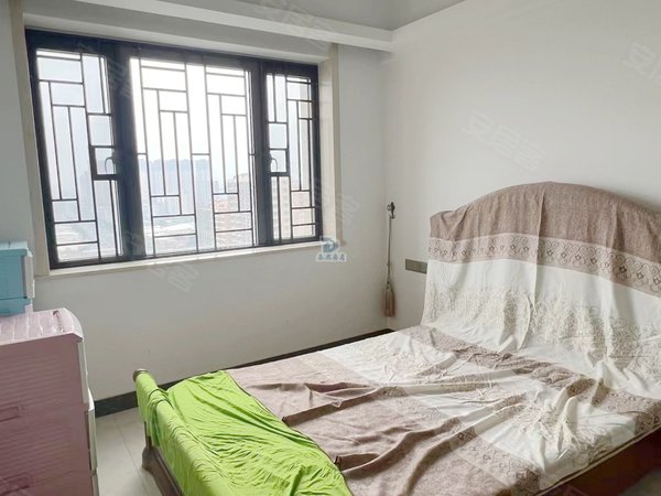 揭阳普宁南平路御景城繁华地段普宁广场 御景城一期小区四房二精装修