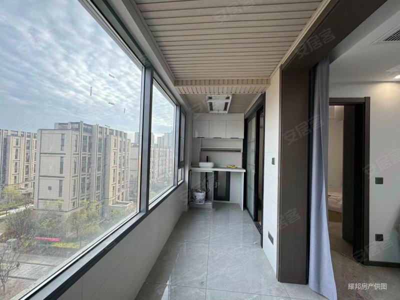 保利合景珑湾三期114号