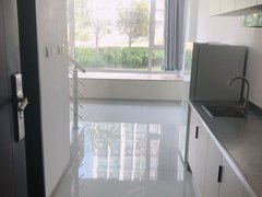 青岛即墨创智新区海信创智岛  精装修LOFT公寓 家具家电齐全 拎包入住出租房源真实图片