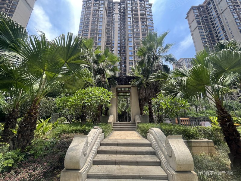 中骏蓝湾香郡3室2厅2卫87.02㎡南北59万