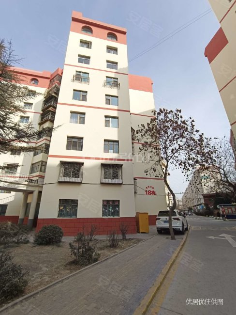 金海花园满两年南北通透73平普装看房方便有钥匙