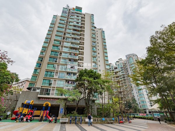 凯丰花园二期,三房两厅两卫,朝南向采光好,家电齐全,看上能谈