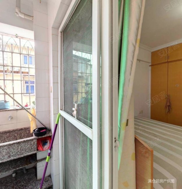 岛内地铁口正3房南北西三面采光, 楼层,有小区,精装修,新湖花园二手房