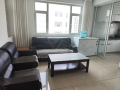 荣成市荣成市区荣成城区荷南社区精装两室,西边户采光好,家具家电齐全,拎包入住出租房源真实图片